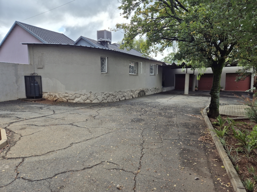2 Bedroom Property for Sale in Wilkoppies North West